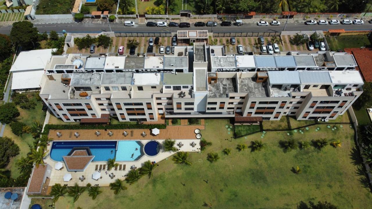 Flat Em Guarajuba Com Excelente Estrutura Appartement Buitenkant foto